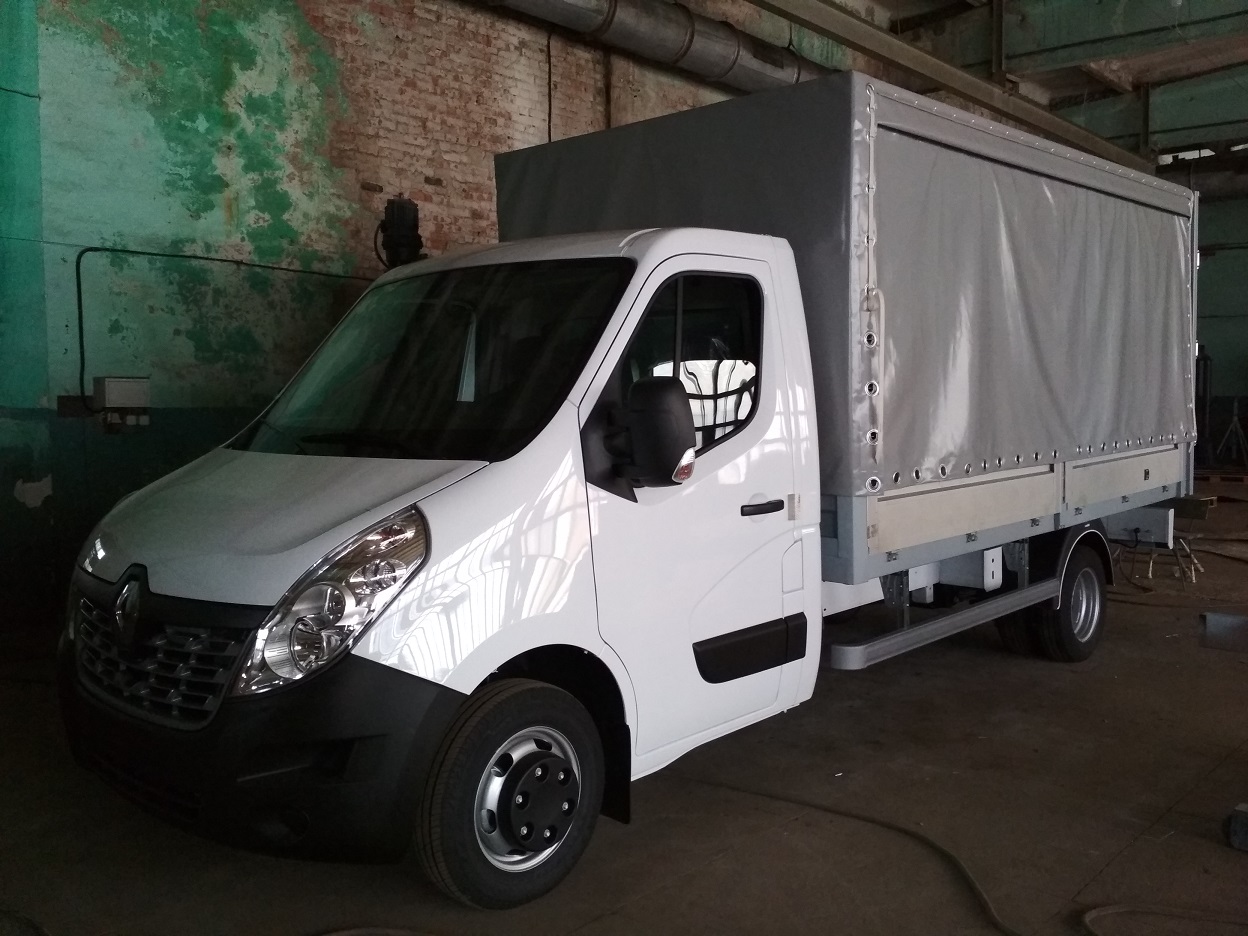 ZSO Bortovoi polupricep Renault Master s sdvijnymi shtorami i dveryami 3