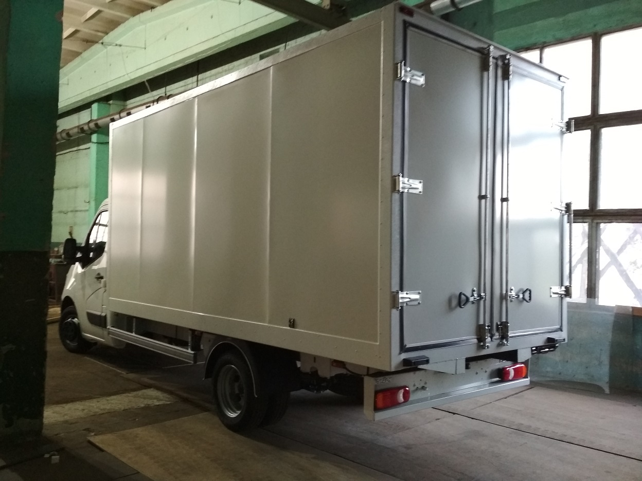 ZSO Furgon obschego naznacheniya na baze shassi Renault Master 4