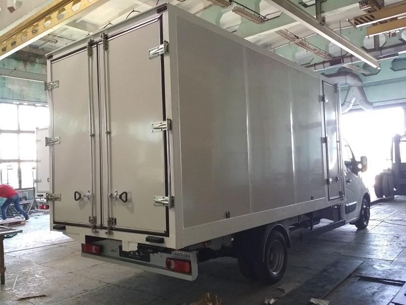 ZSO Promtovarnyi furgon na baze shassi Renault Master 3